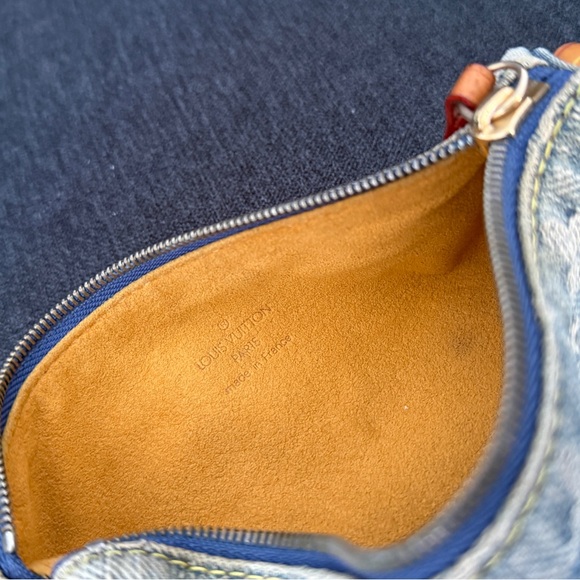 Louis Vuitton Denim Trousse GM Zip Pouch - Picture 7 of 15